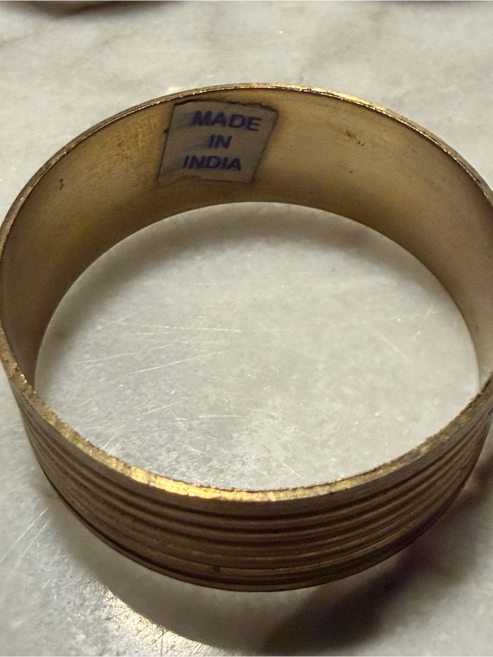 Brass Ribbed Napkin Rings - Gold Set - Picture 4 of 10